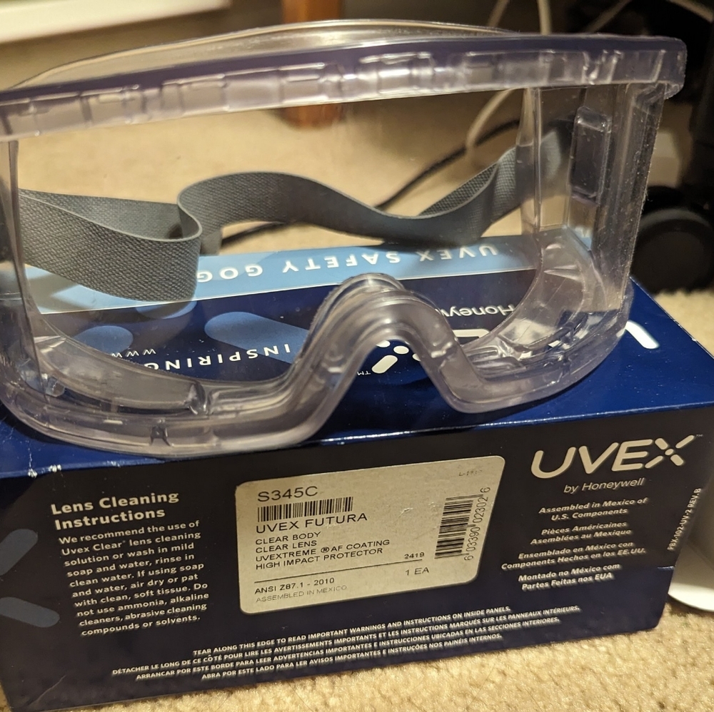 UVEX GOGGLES